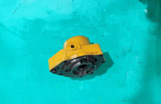113-15-00470 BULLDOZER에 대한 펌프 ASSY 크롤러 로더 변속 속도 펌프 9KGS