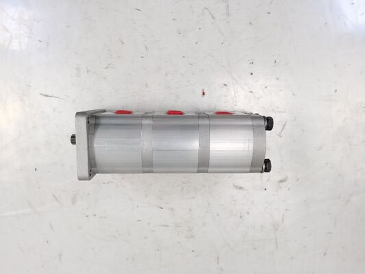 철과 알루미늄 합금 재료 유압 기어 펌프 12+12+9CC-15T-R 건설 기계 공장 공급 유압 예비 부품용